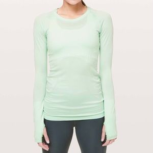 Lululemon Swiftly Tech Long Sleeve Crew; Light Green; Size 4